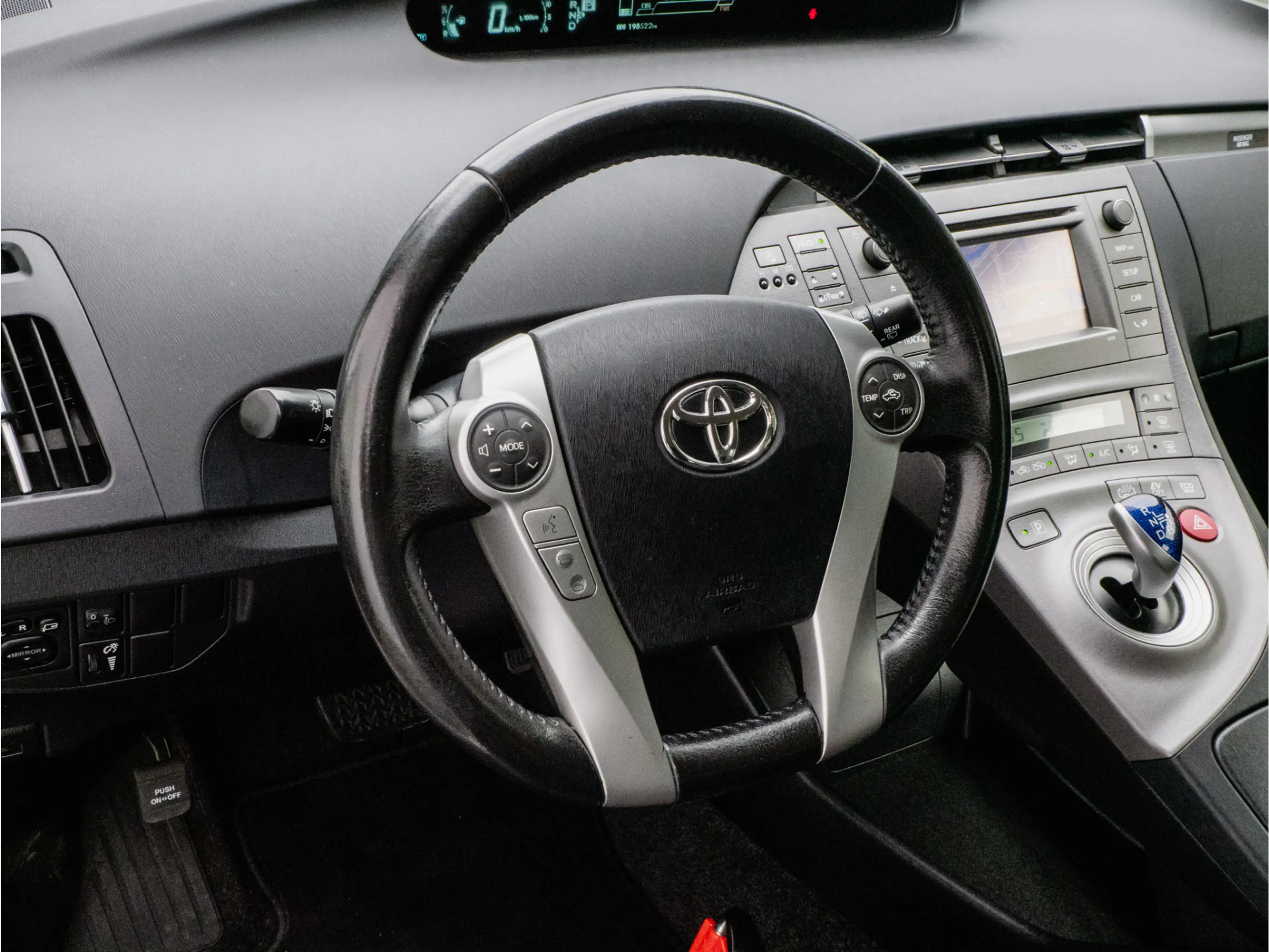 Toyota Prius 1.8 Plug-in Aspiration Trekhaak/ Stoelverwarming/ — photo 11