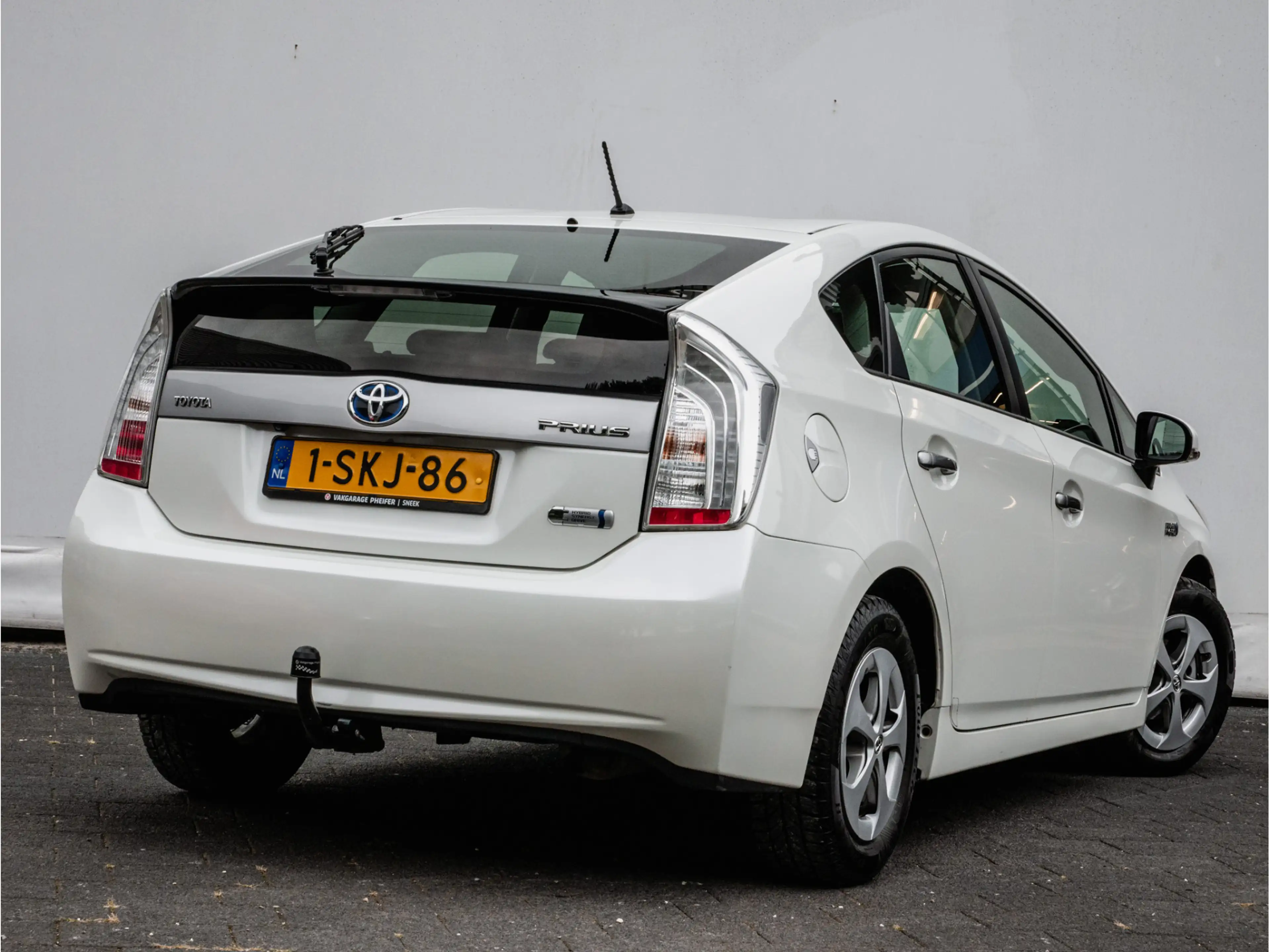 Toyota Prius 1.8 Plug-in Aspiration Trekhaak/ Stoelverwarming/ — photo 10