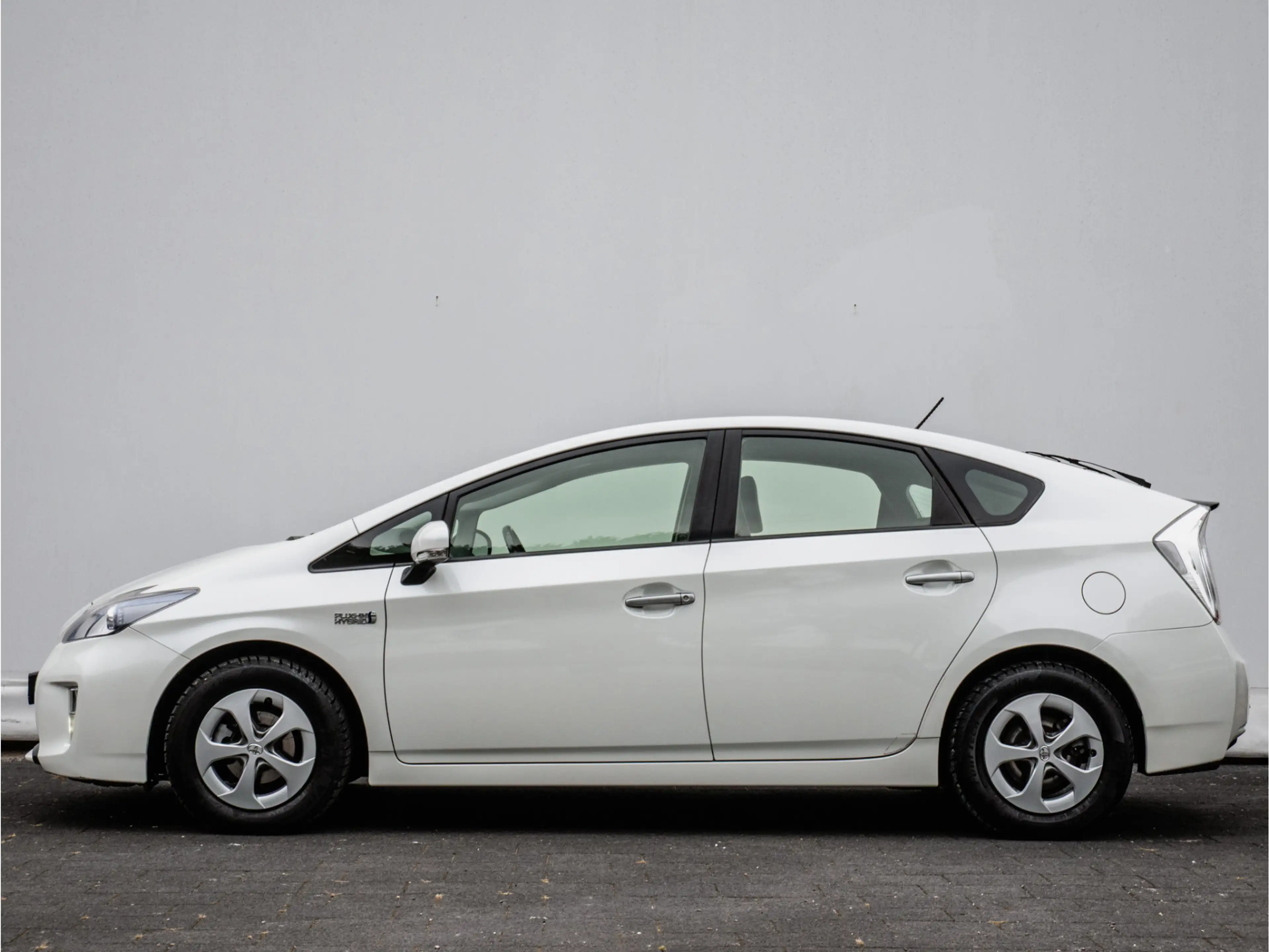 Toyota Prius 1.8 Plug-in Aspiration Trekhaak/ Stoelverwarming/ — photo 6