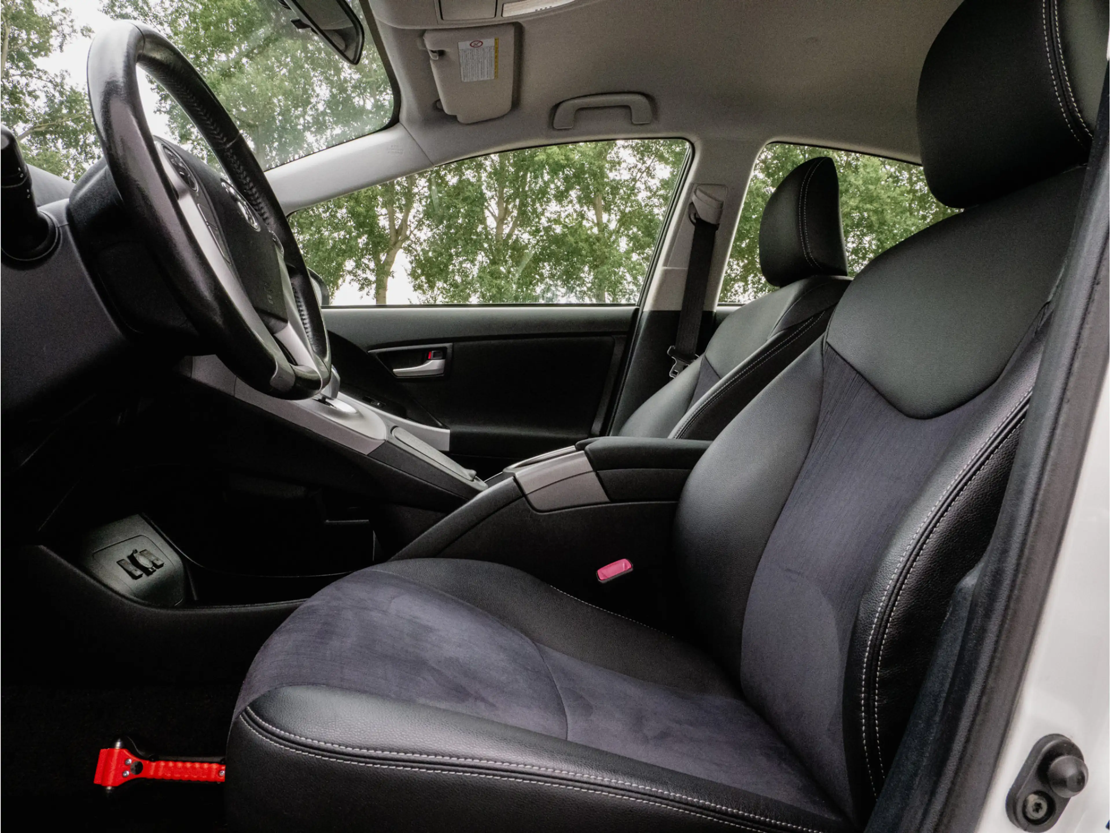 Toyota Prius 1.8 Plug-in Aspiration Trekhaak/ Stoelverwarming/ — photo 12