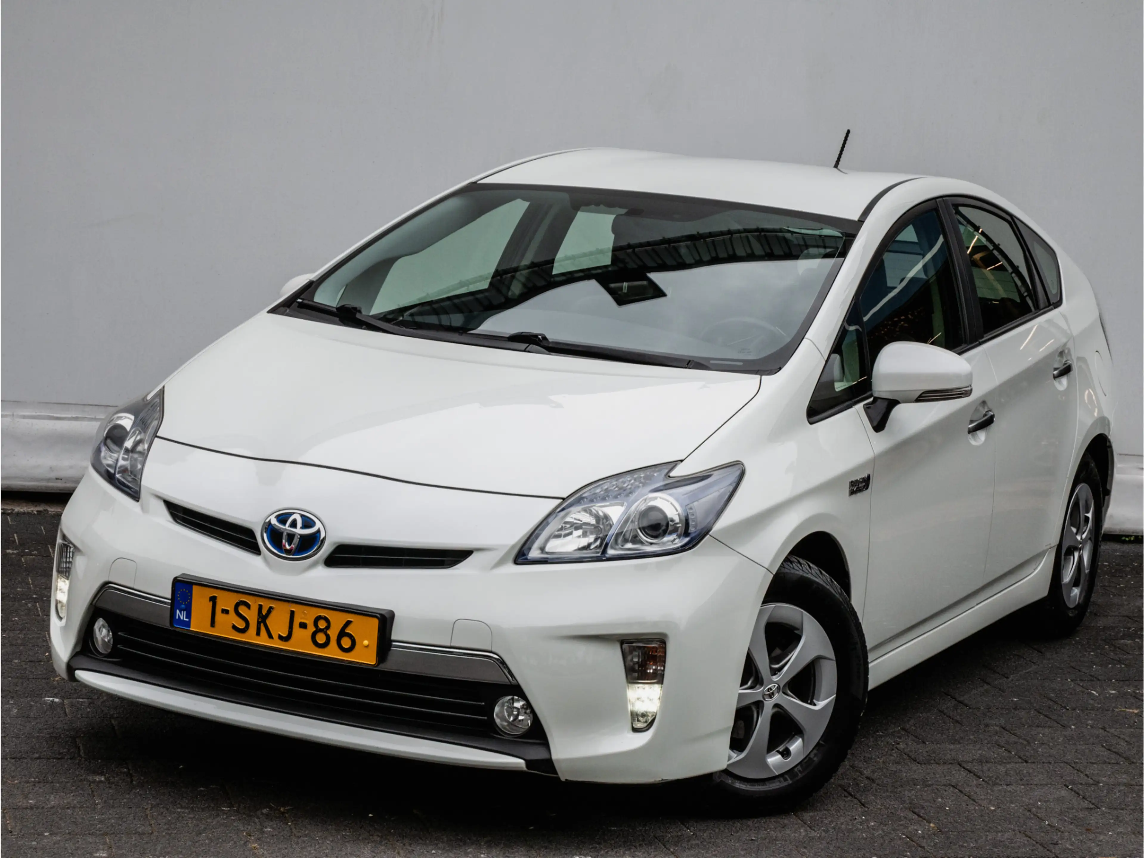 Toyota Prius 1.8 Plug-in Aspiration Trekhaak/ Stoelverwarming/ — photo 5