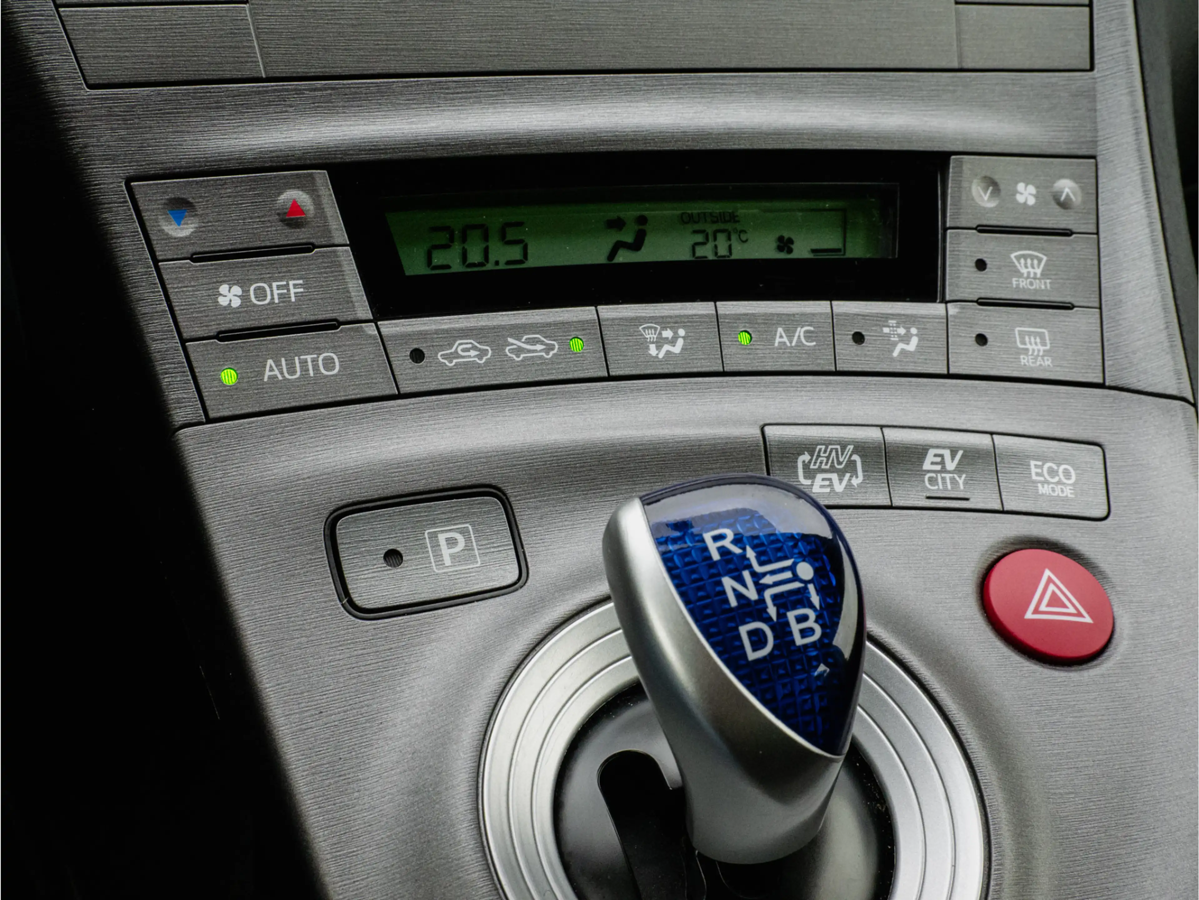 Toyota Prius 1.8 Plug-in Aspiration Trekhaak/ Stoelverwarming/ — photo 21