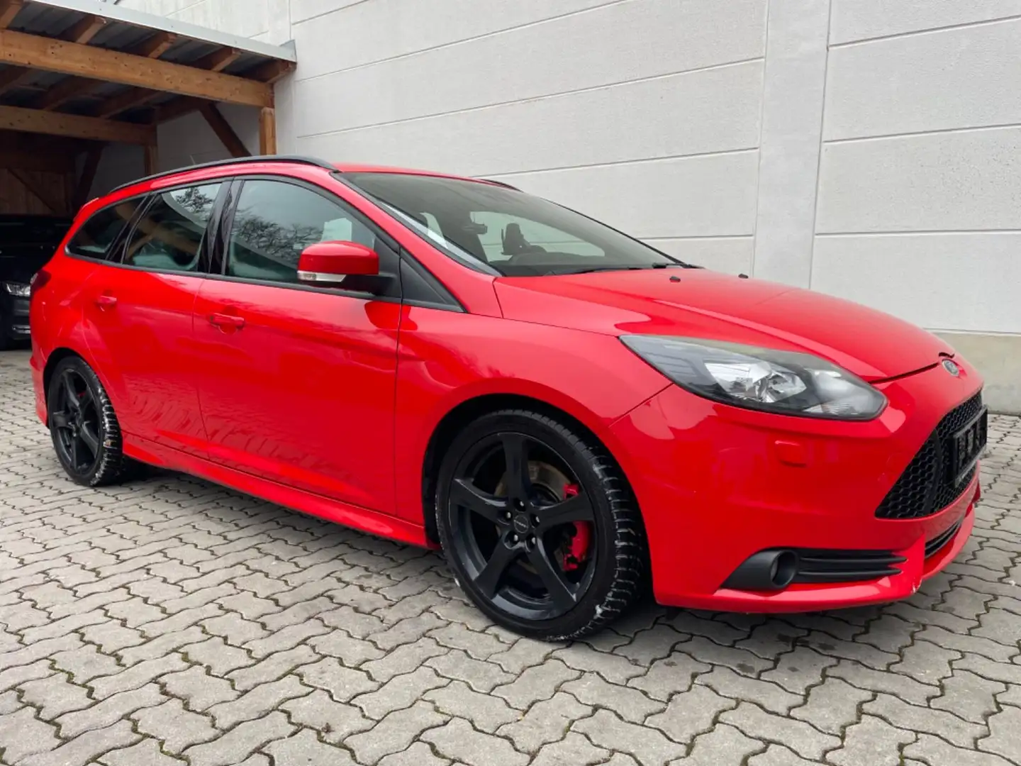 Ford Focus 2,0 EB ST Turnier RECARO 250PS!!! Rouge - 1
