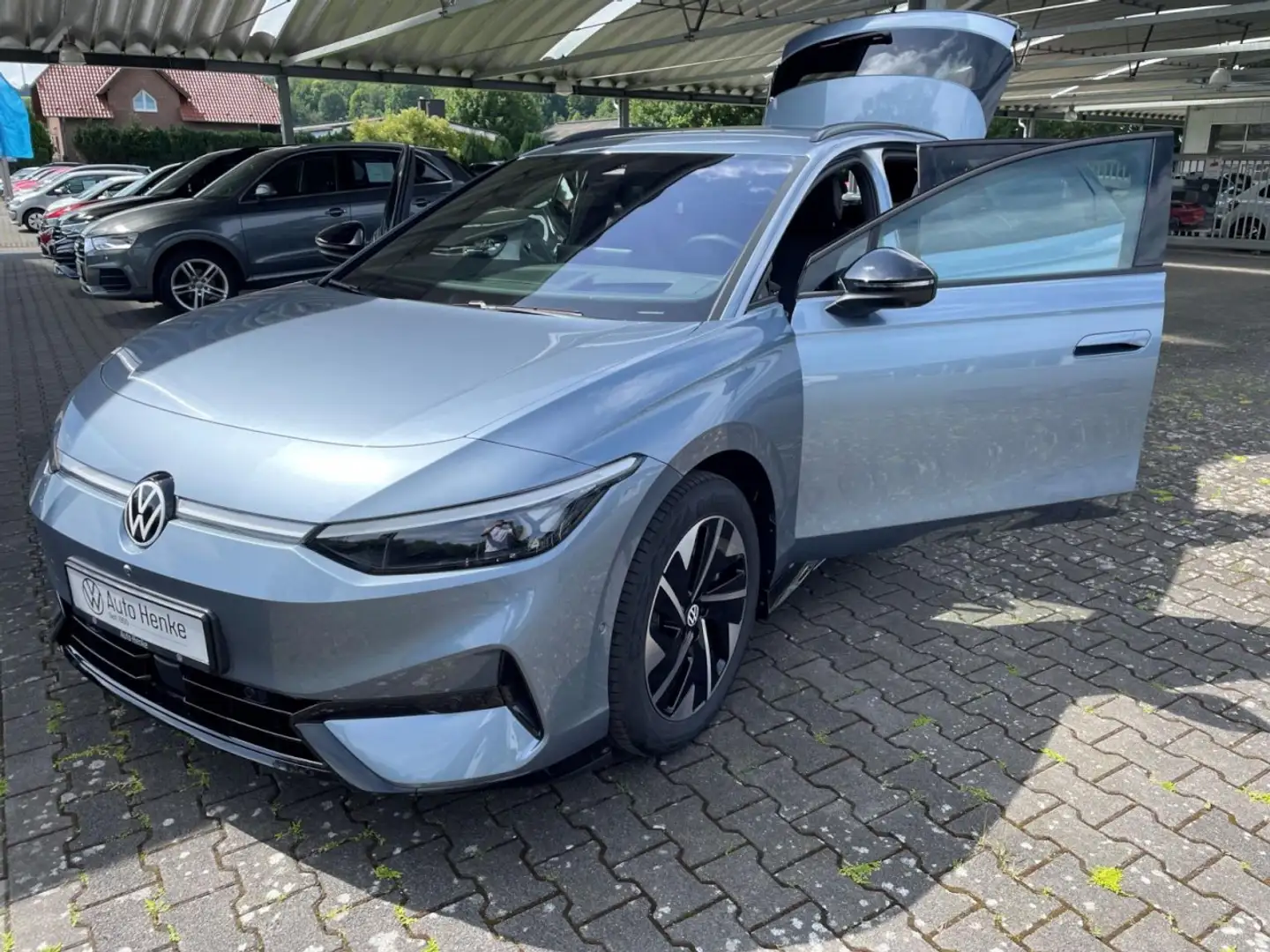 Volkswagen ID.7 Tourer Pro 210 kW (286 PS) 77 kWh 1-Gang-Automatik Blau - 2