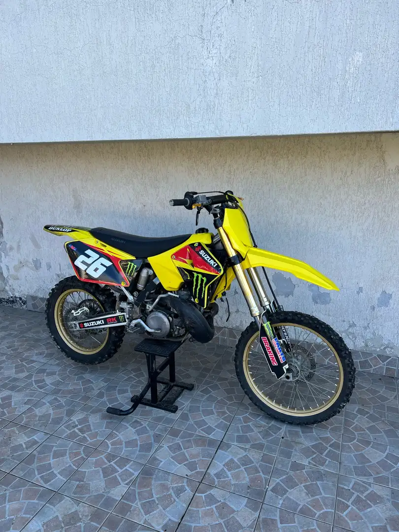 Suzuki RM 250 Valenti - 2