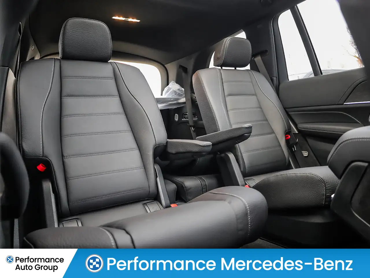 Mercedes-Benz GLS снимка Mercedes-Benz GLS
