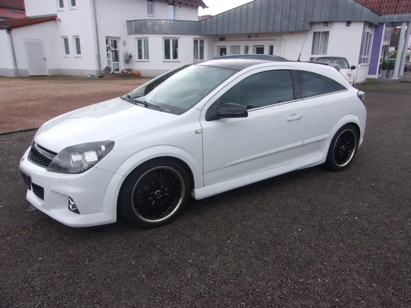 Opel Astra H GTC OPC Race Camp OPC Race Camp Weiß - 2