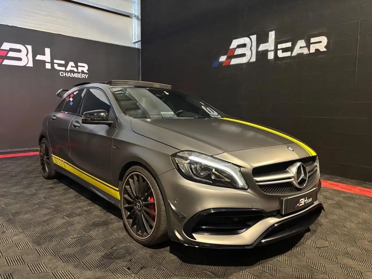 Mercedes-Benz A 45 AMG