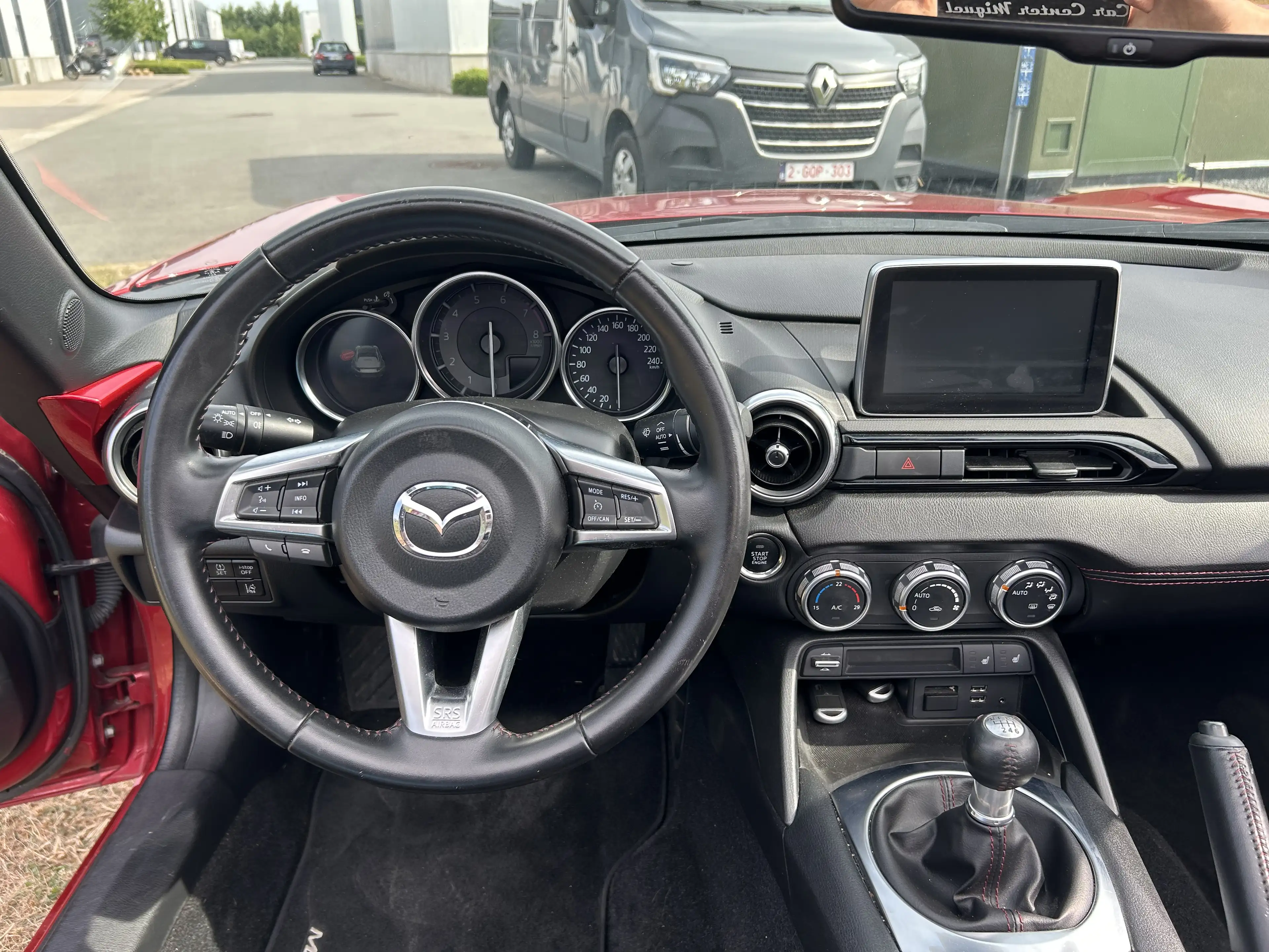 Mazda MX-5 RF SKYACTIV-G 160 Exclusive-Line — photo 11
