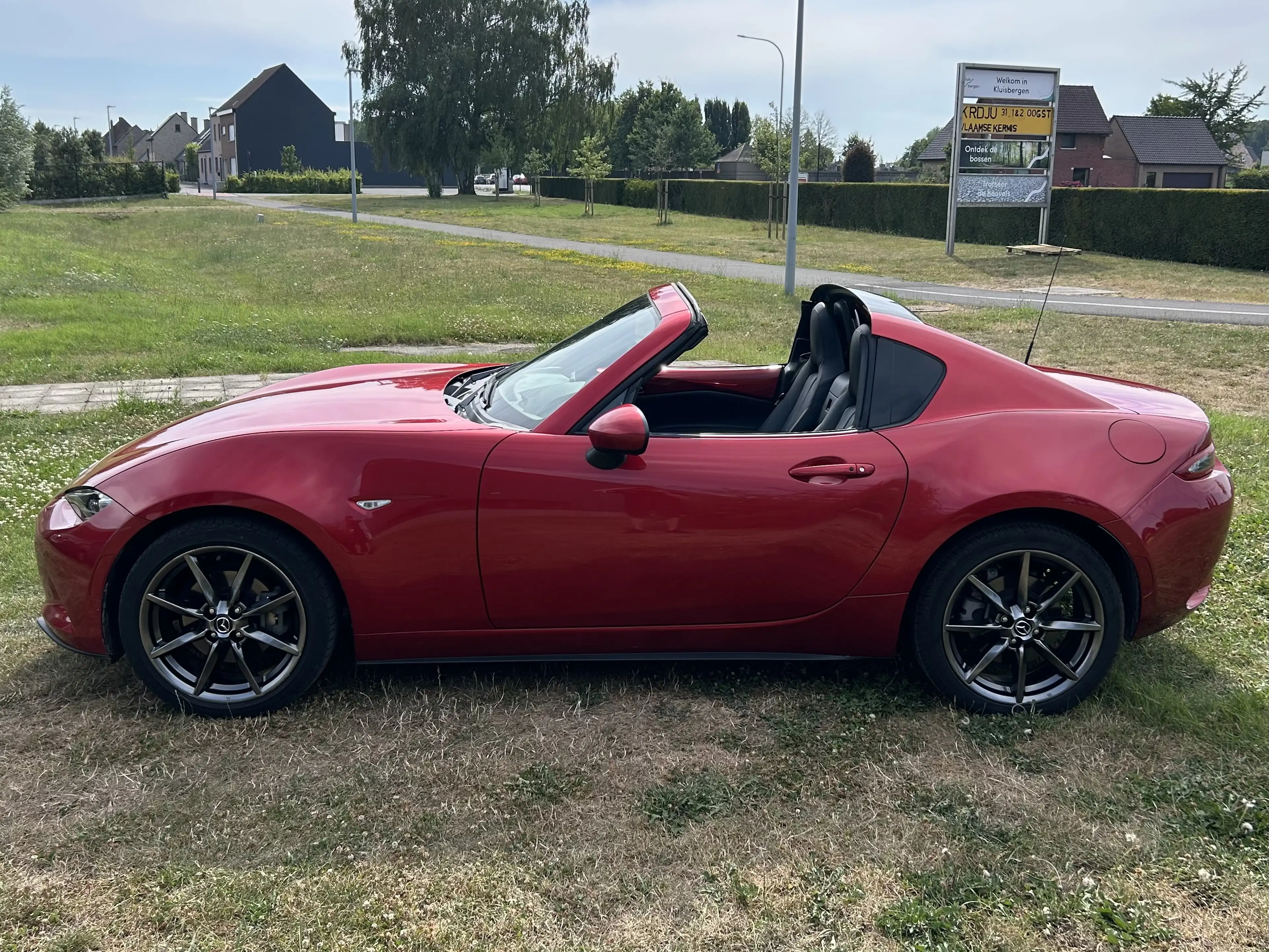 Mazda MX-5 RF SKYACTIV-G 160 Exclusive-Line — photo 6