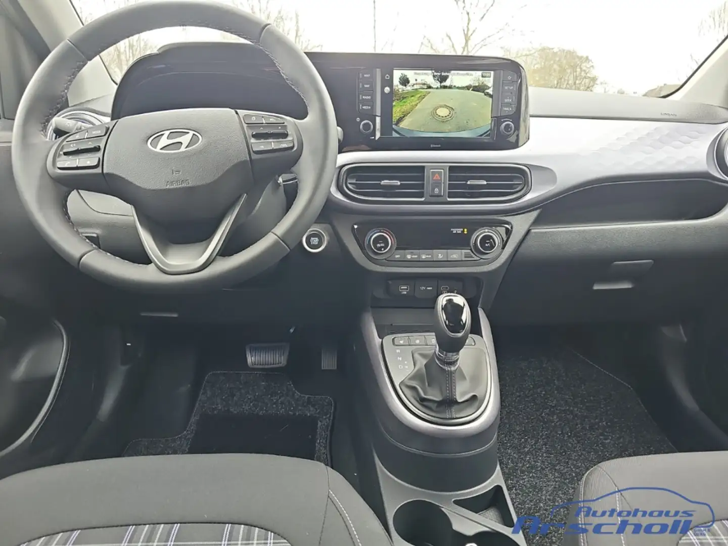 Hyundai i10 Prime 1.2 AT Smart Key Navi Apple CarPlay DAB SHZ Grau - 2