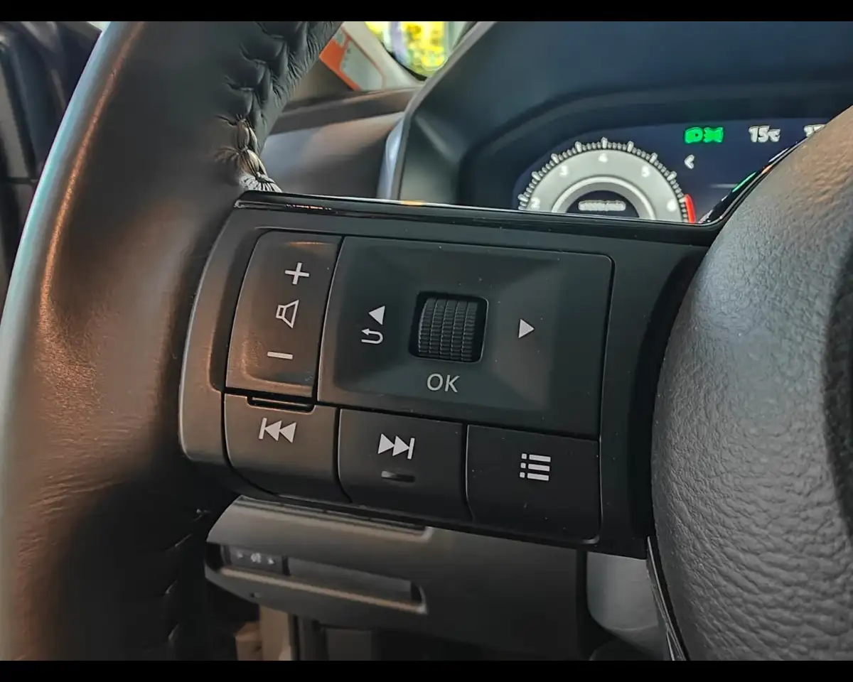 Nissan Qashqai 1.3 mhev N-Connecta 2wd 158cv xtronic 14