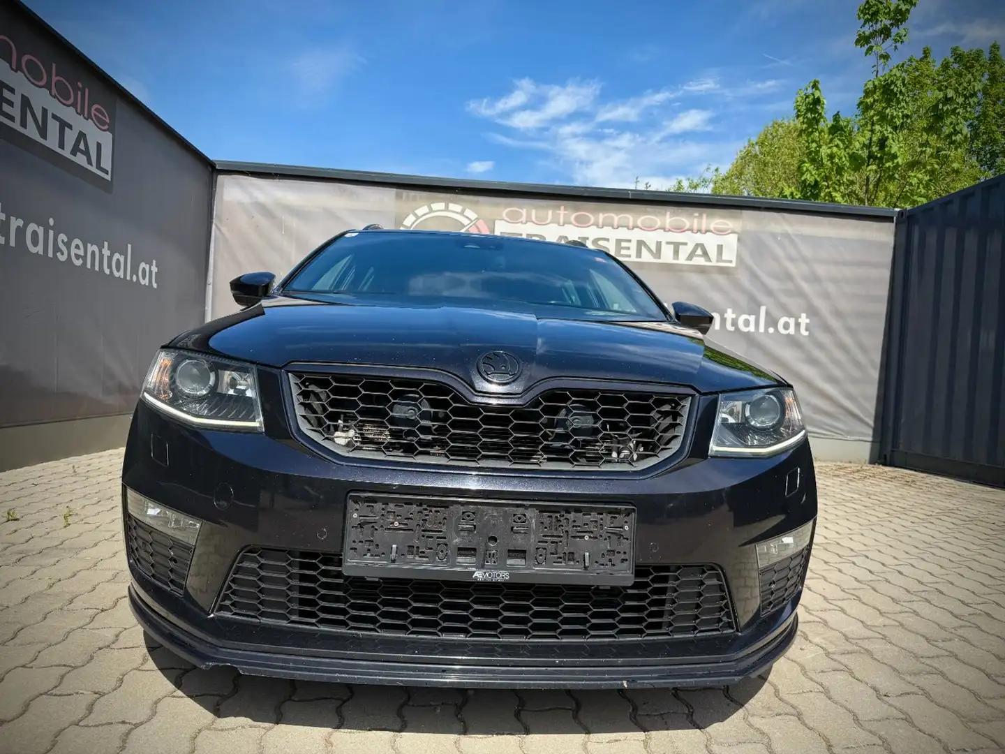 Skoda Octavia 2.0 TDI DPF RS Green tec Schwarz - 2