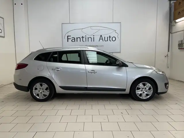 Renault Megane view 2