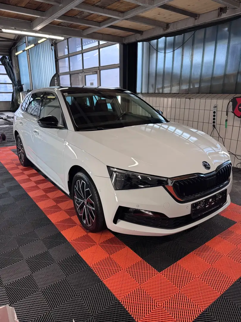 Skoda Scala 1,6 TDI Style DSG Weiß - 1