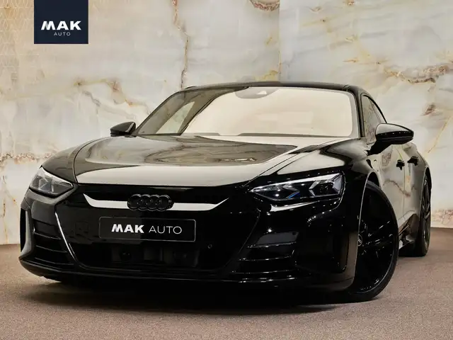 Audi e-tron GT Quattro, 21", pano, B&O, 4-wielbest., luchtv., mat