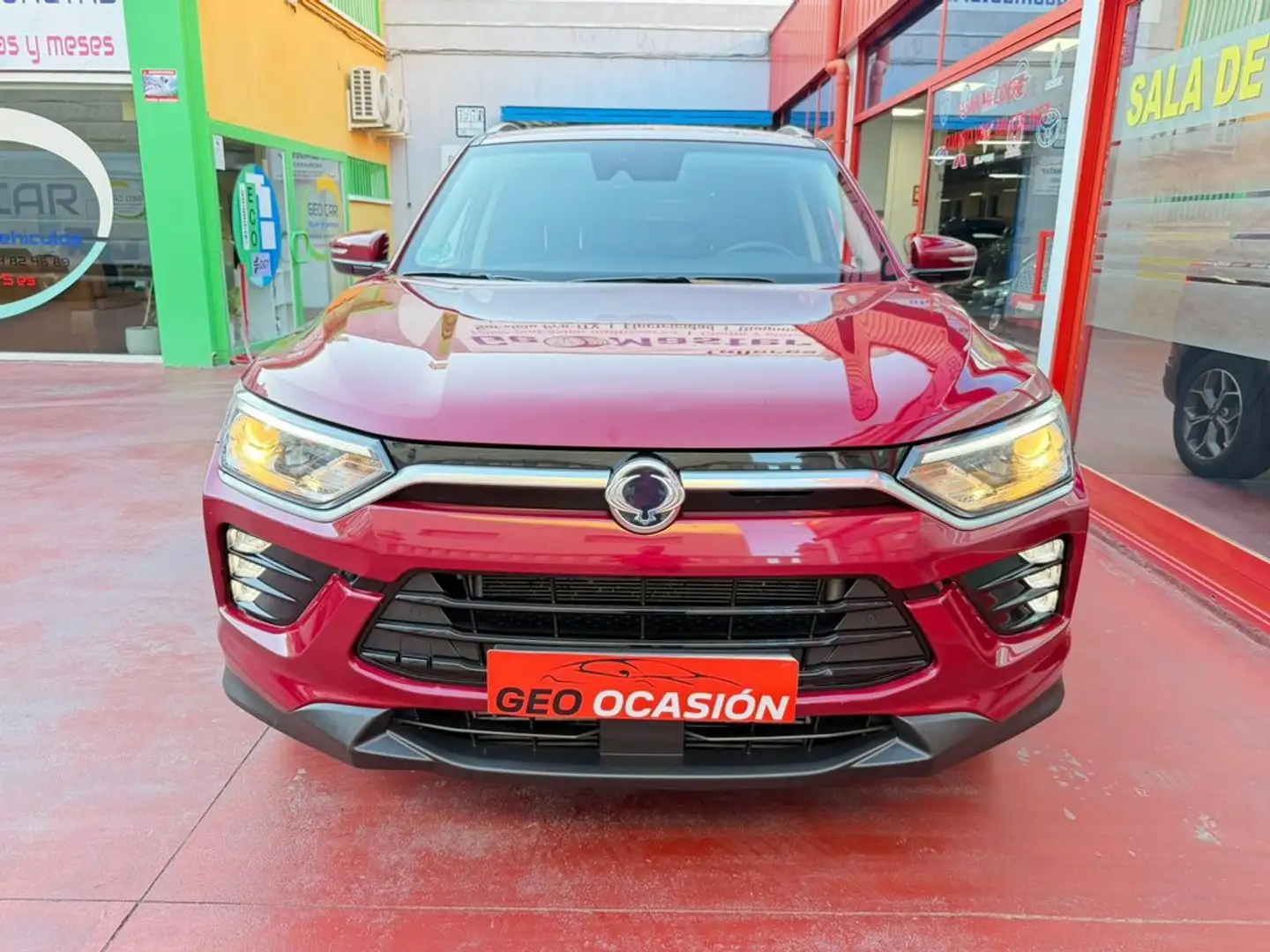 SsangYong Korando 1.5 G15T 149 Urban Plus 5p S/S Rojo - 2