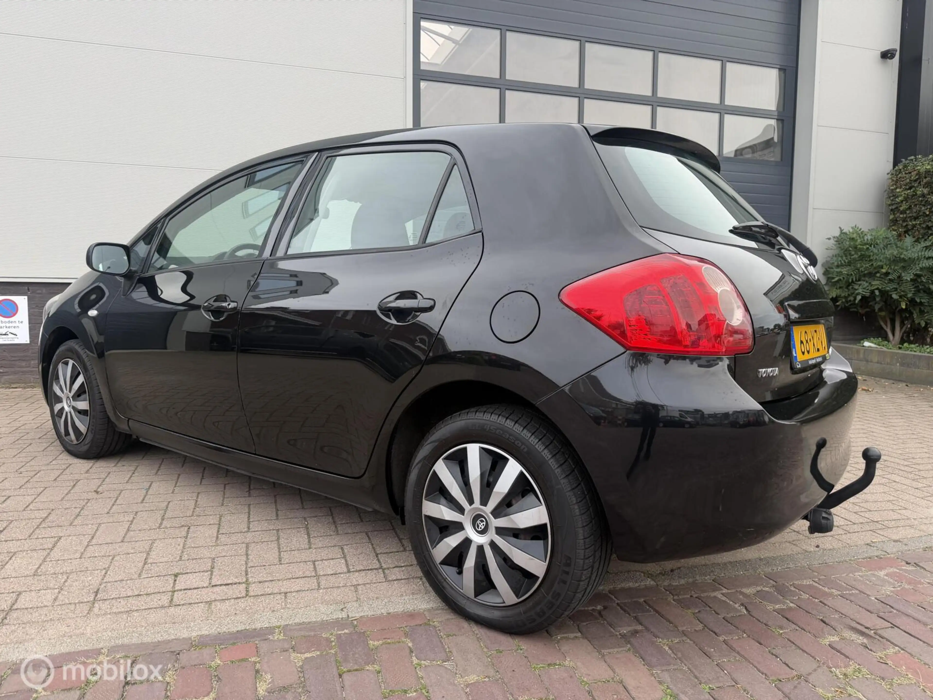 Toyota Auris 1.6-16V Sol Business AUTOMAAT/NAVI/CRUISE/TREKHAAK — photo 4