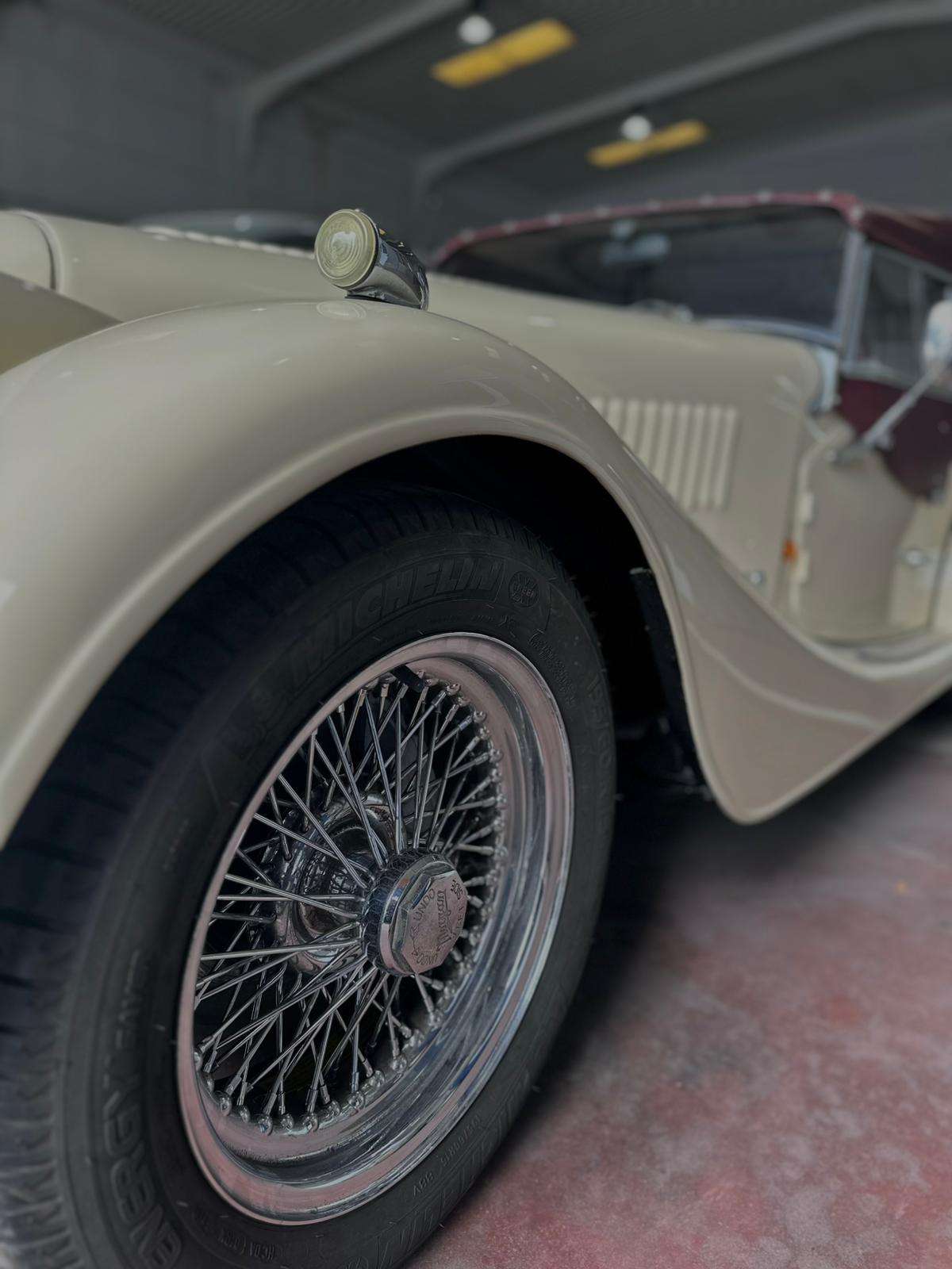 Morgan Plus 4 Plus 4/4 - foto 1