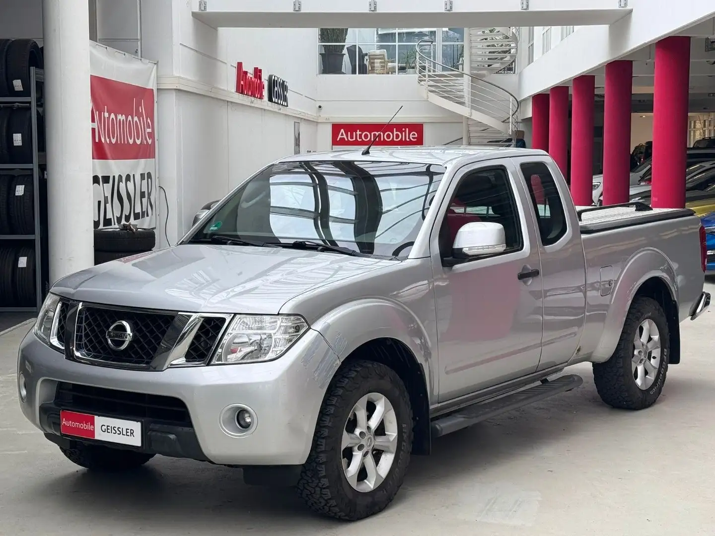 Nissan Navara Pickup King Cab SE 4X4 AHK+Sitzhzg+LKW Argent - 1