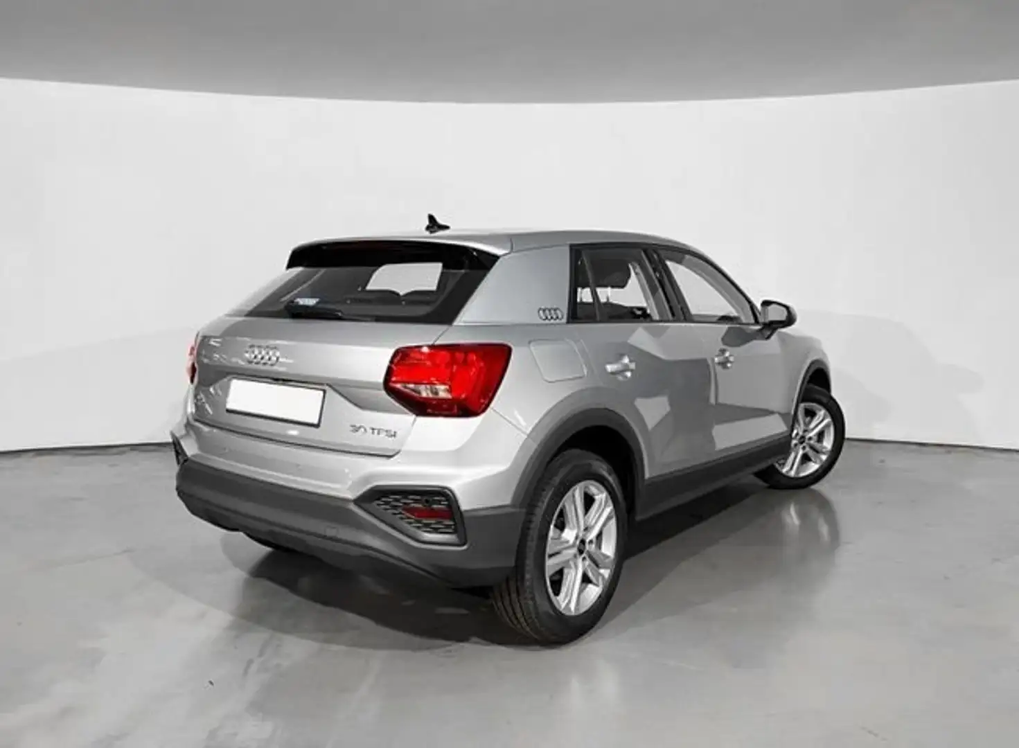 Audi Q2 Edition 30 TFSI 85 kW (116 CV) Plateado - 2