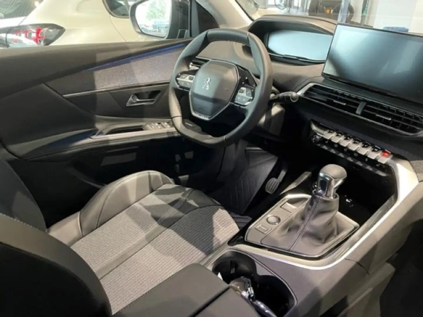 Peugeot 3008 II Allure Pack crna - 2