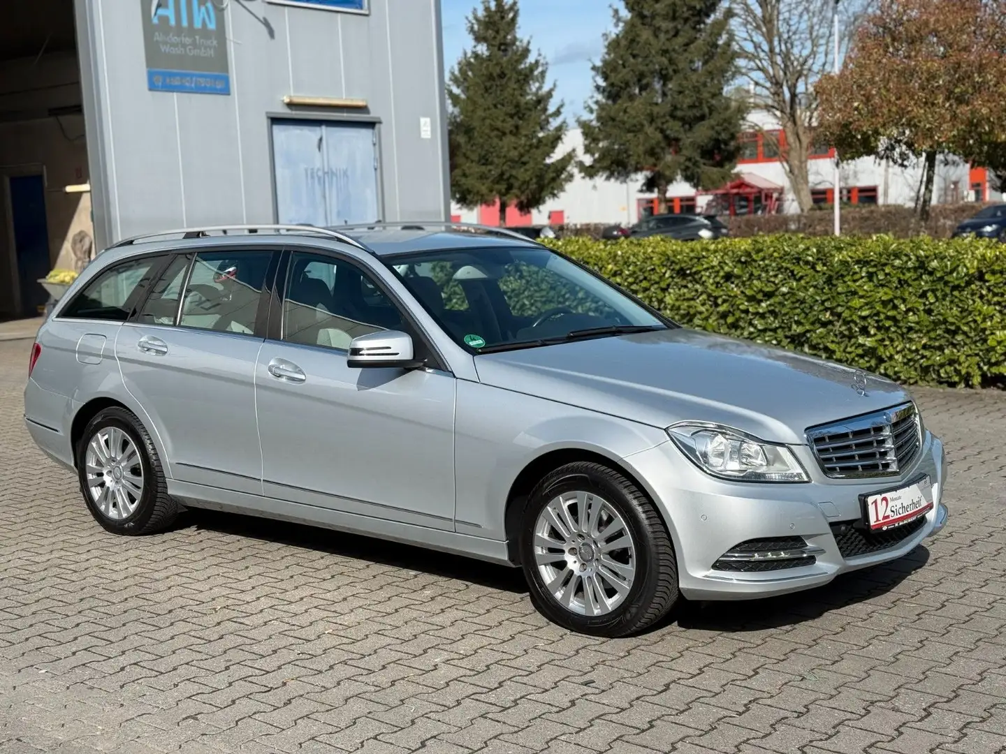 Mercedes-Benz C 180 CGI BlueEfficiency Servicegepflegt* Hand* Silber - 1