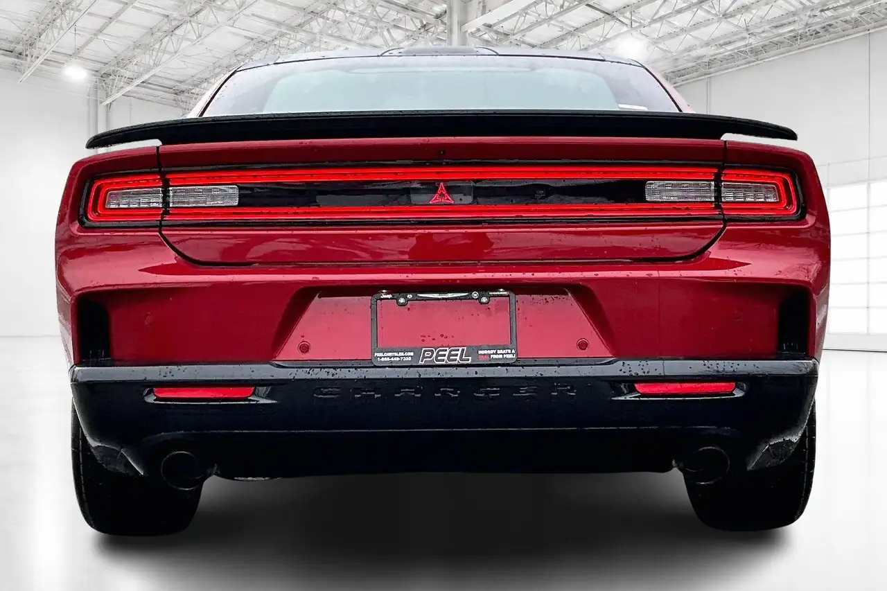 Dodge Charger снимка Dodge Charger