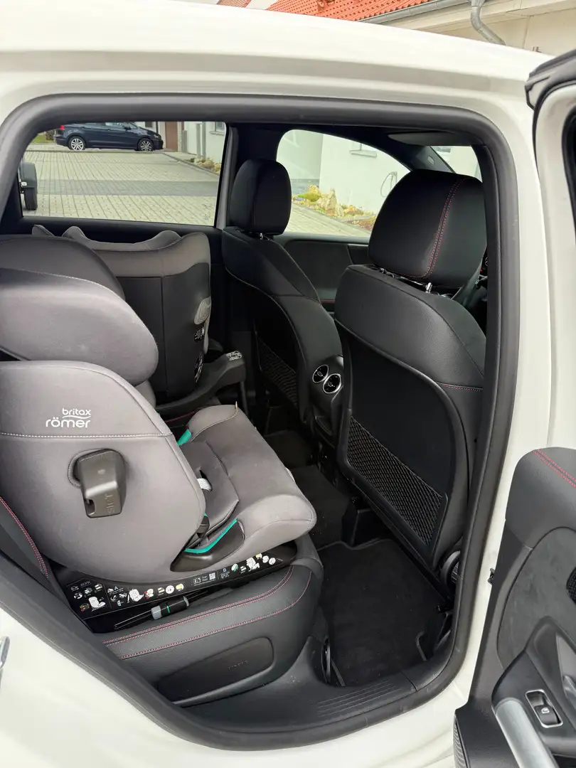 Mercedes-Benz B 220 B 220 4Matic 8G-DCT AMG Line Advanced Plus Weiß - 2