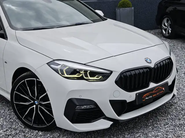 BMW M view 8