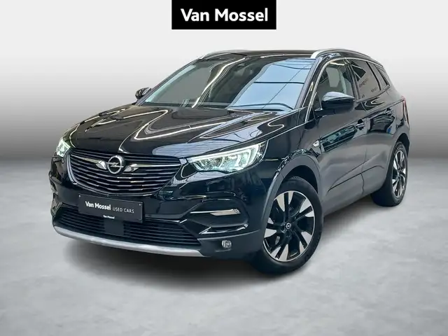 Opel Grandland X 1.2T MT6 Innovation