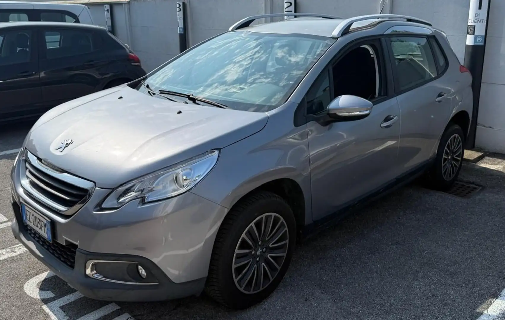 Peugeot 2008 2008 1.4 hdi 8v Active a € 158 mese Grigio - 1