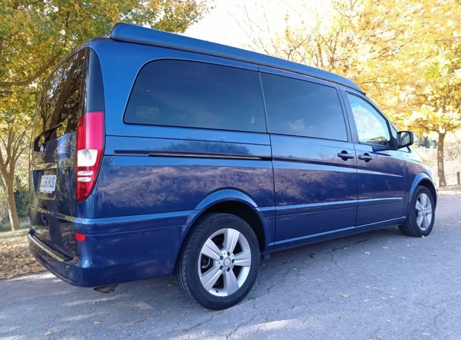 Mercedes-Benz Viano Viano 2.2CDI Trend Largo 4M Aut. Trend Azul - 2