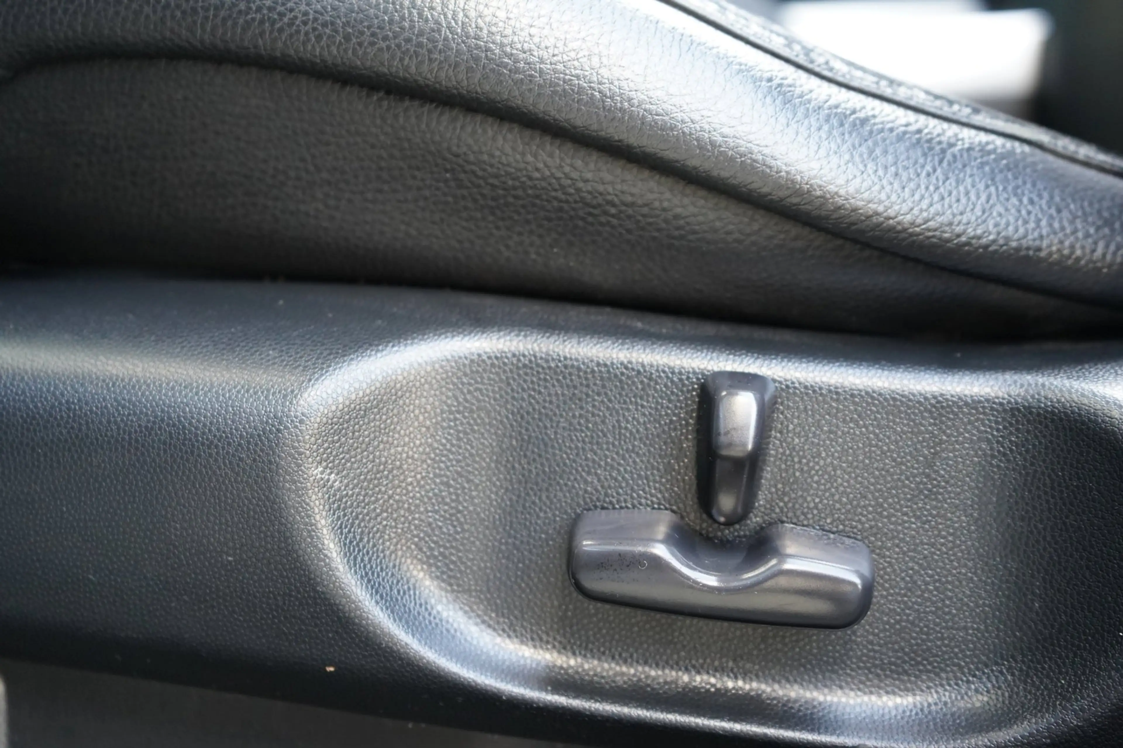 Mazda CX-7 2.3 GT-L | SCHUIF-DAK | AIRCO | TREKHAAK | LEDER | — photo 24