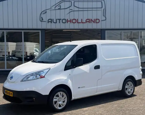 Nissan E-NV200 ZERO EMISSIE 40KWH 80KW 120PK AIRCO/ NAVIGATIE/ CR