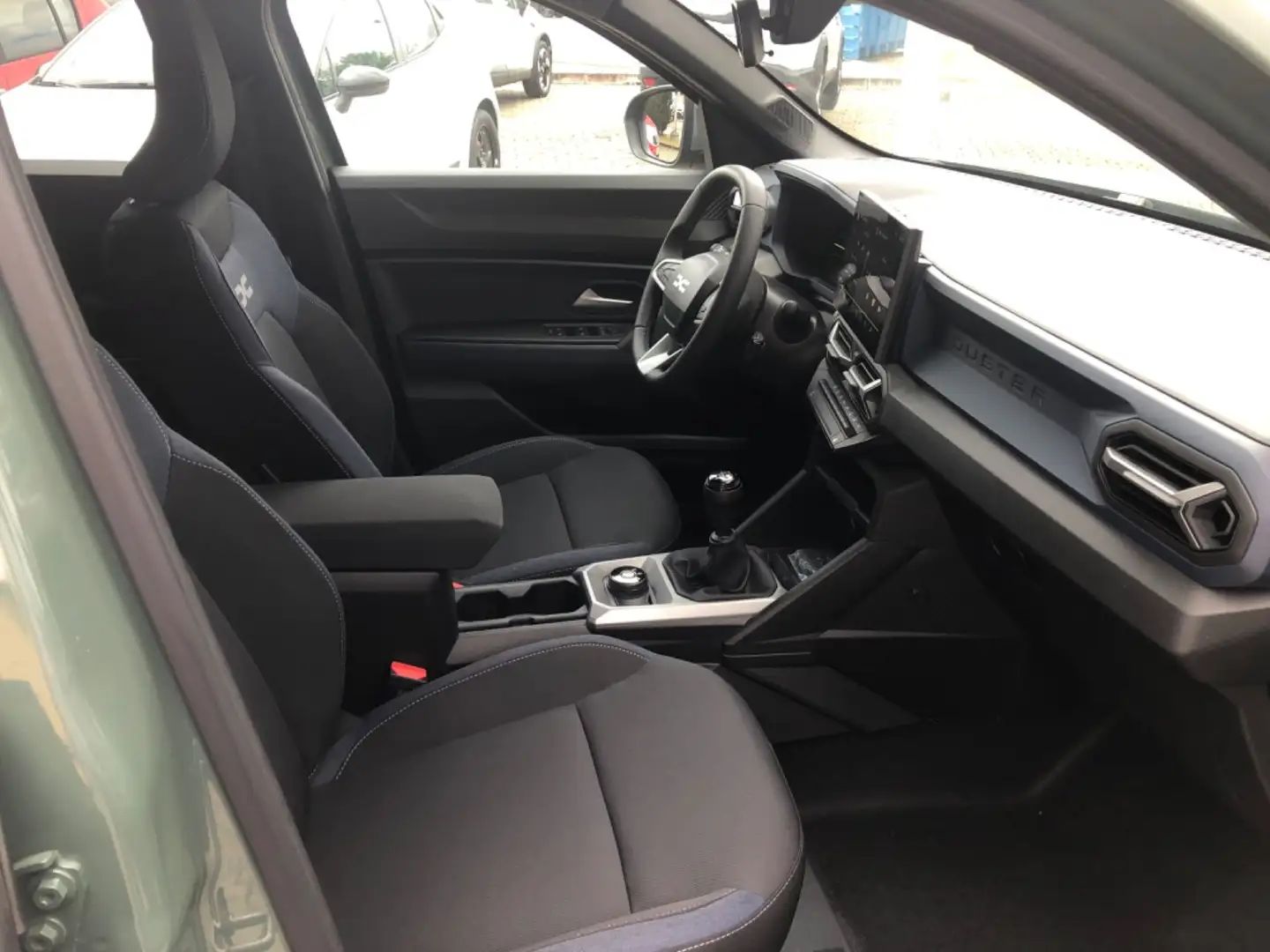 Dacia Duster III TCe 130 Journey 4x4 Verde - 2