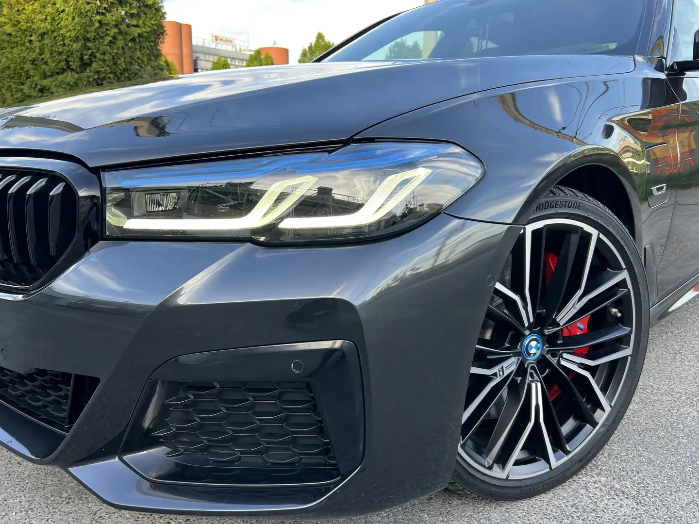 BMW 545 (reserviert) e PHEV xDrive Aut. /B58 Motor Grau - 2