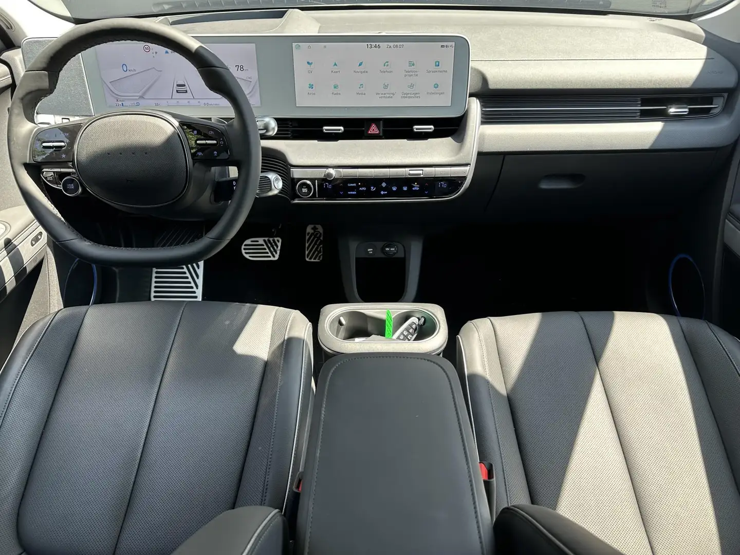 Hyundai IONIQ 5 73 kWh Lounge AWD / Navigatie / Climate control / Grijs - 2