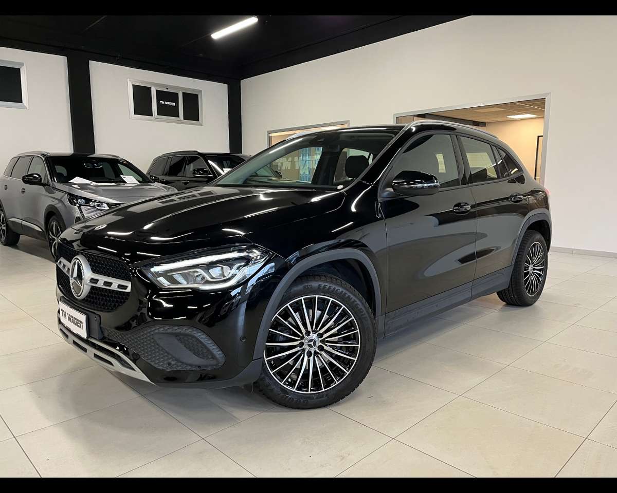 Mercedes-Benz GLA 200 d Automatic Business Extra
