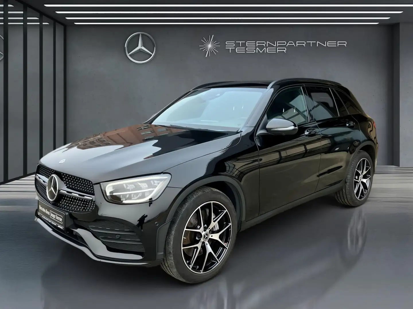 Mercedes-Benz GLC 220 d 4M AMG, Night-P, StHz, Pano-D, AHK Schwarz - 2