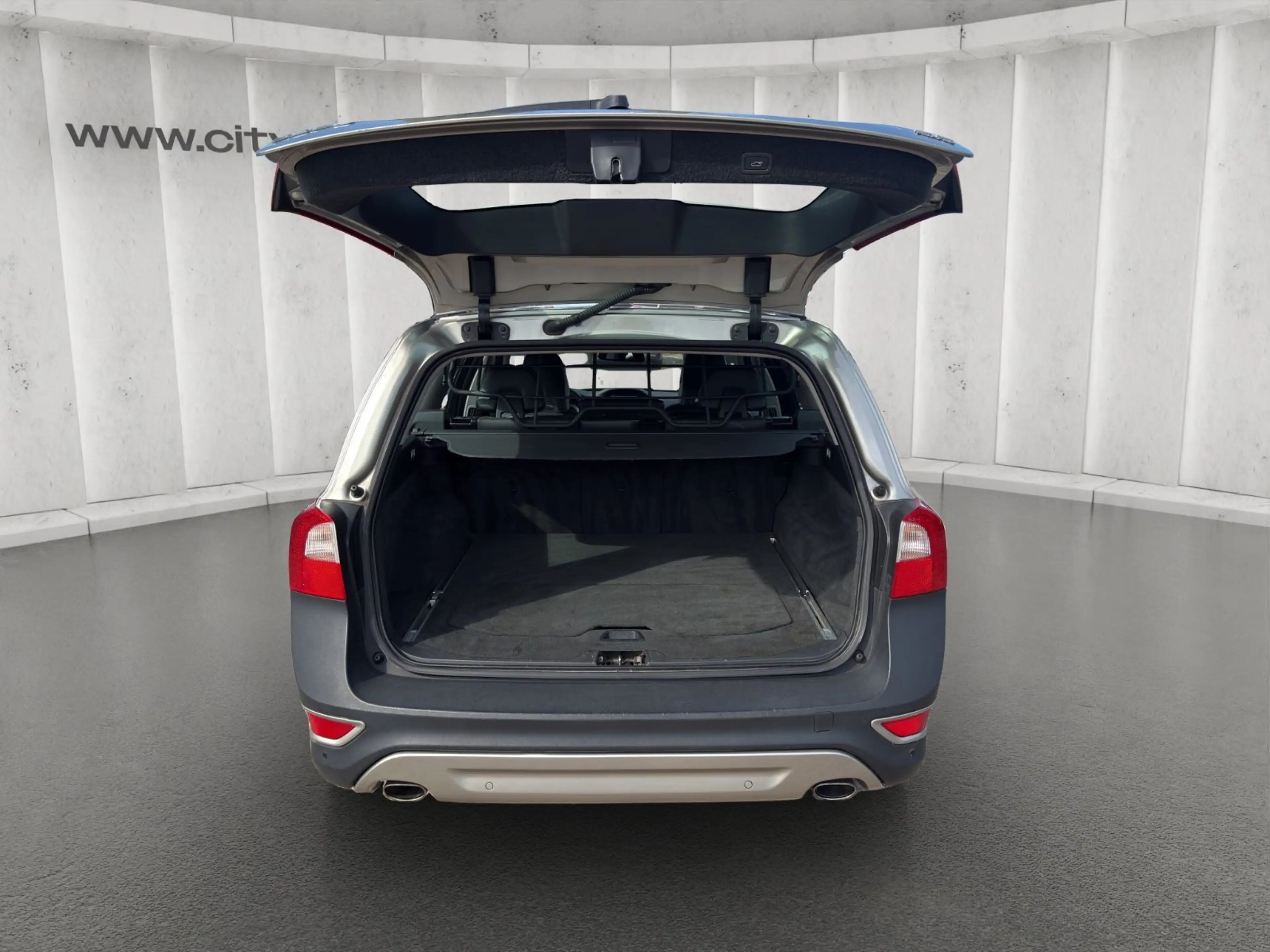 Volvo XC70 Momentum AWD*Automatik*Leder*Navi — photo 9