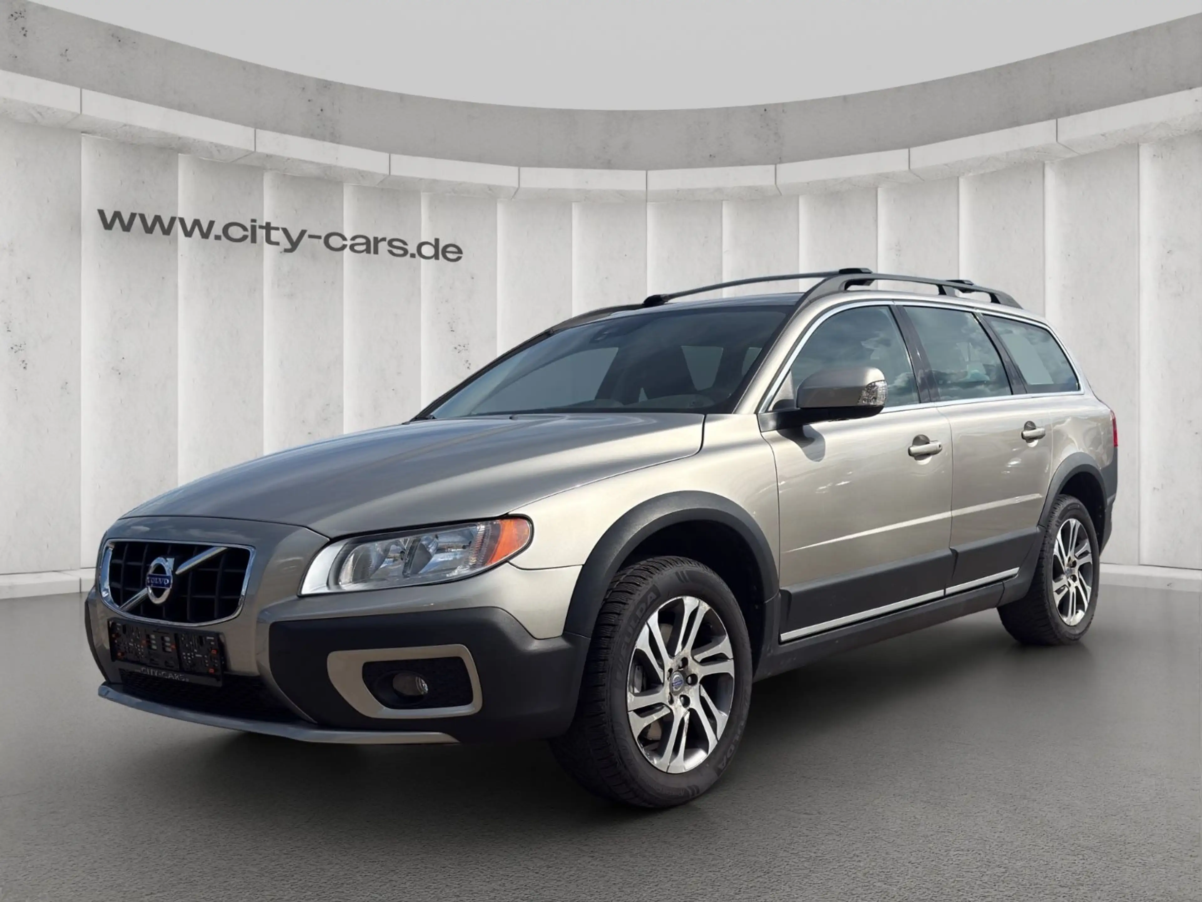 Volvo XC70 Momentum AWD*Automatik*Leder*Navi