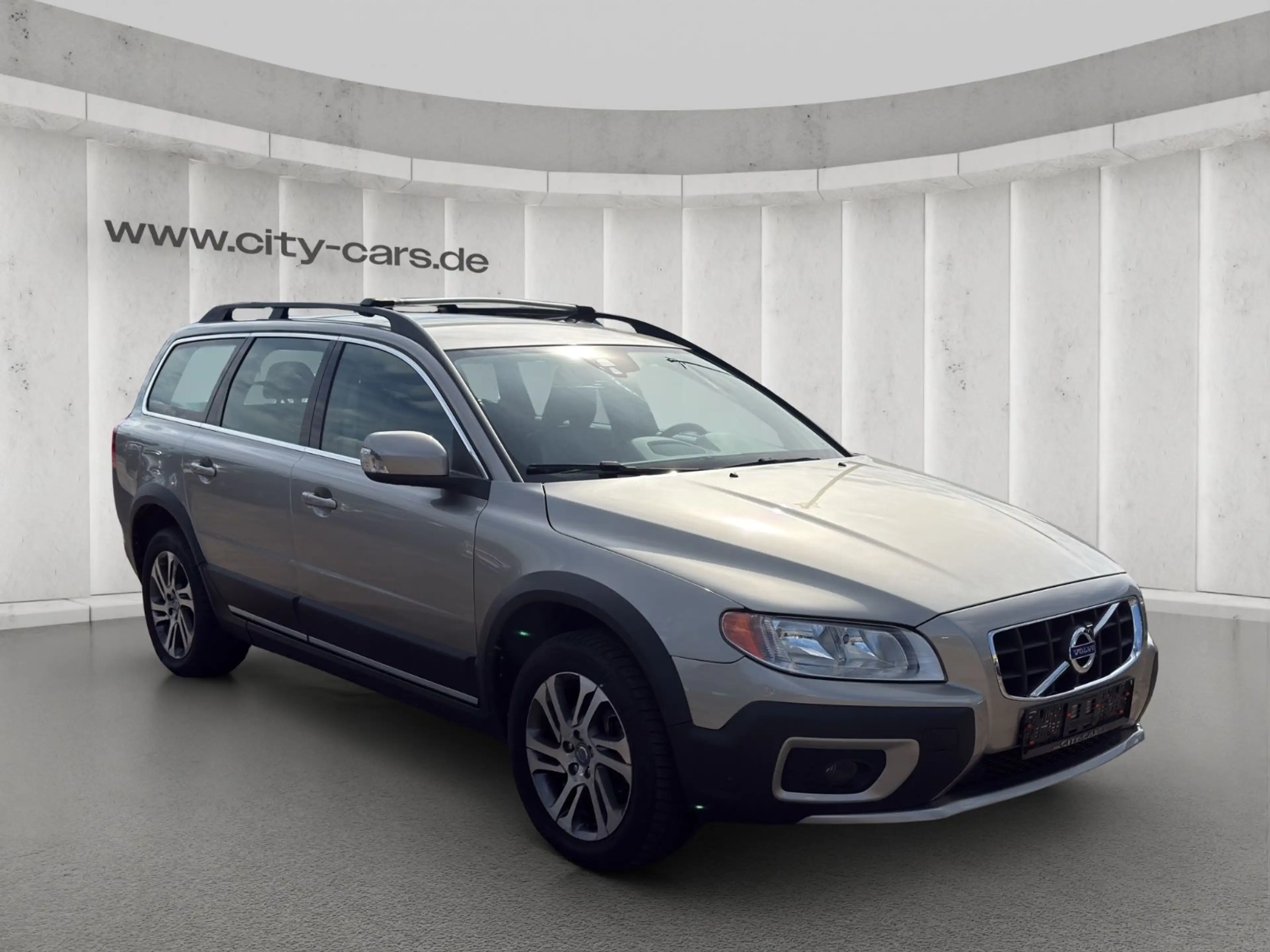 Volvo XC70 Momentum AWD*Automatik*Leder*Navi — photo 8