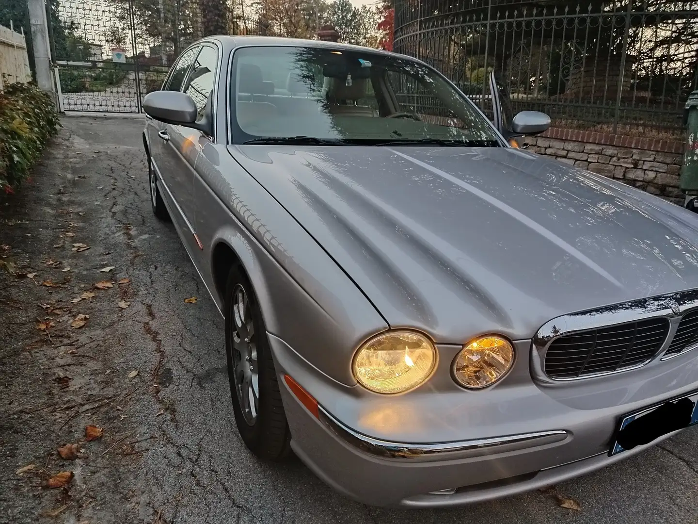 Jaguar XJ6 3.0 V6 - 2