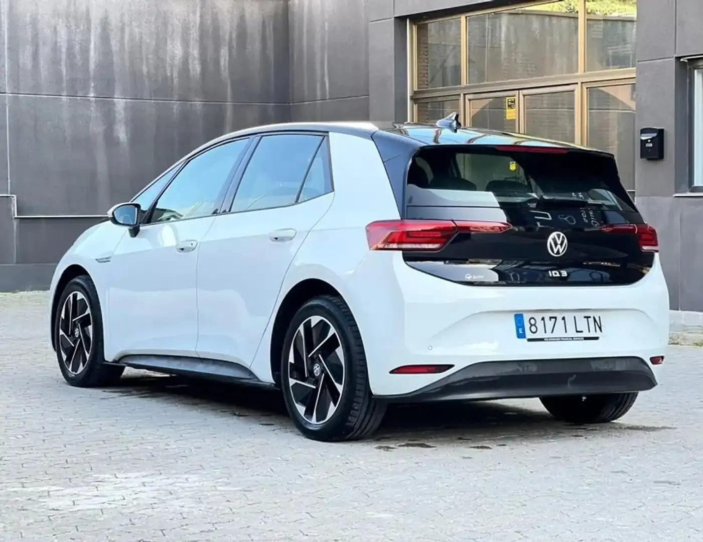 Volkswagen Fox ID.3 Life - 2