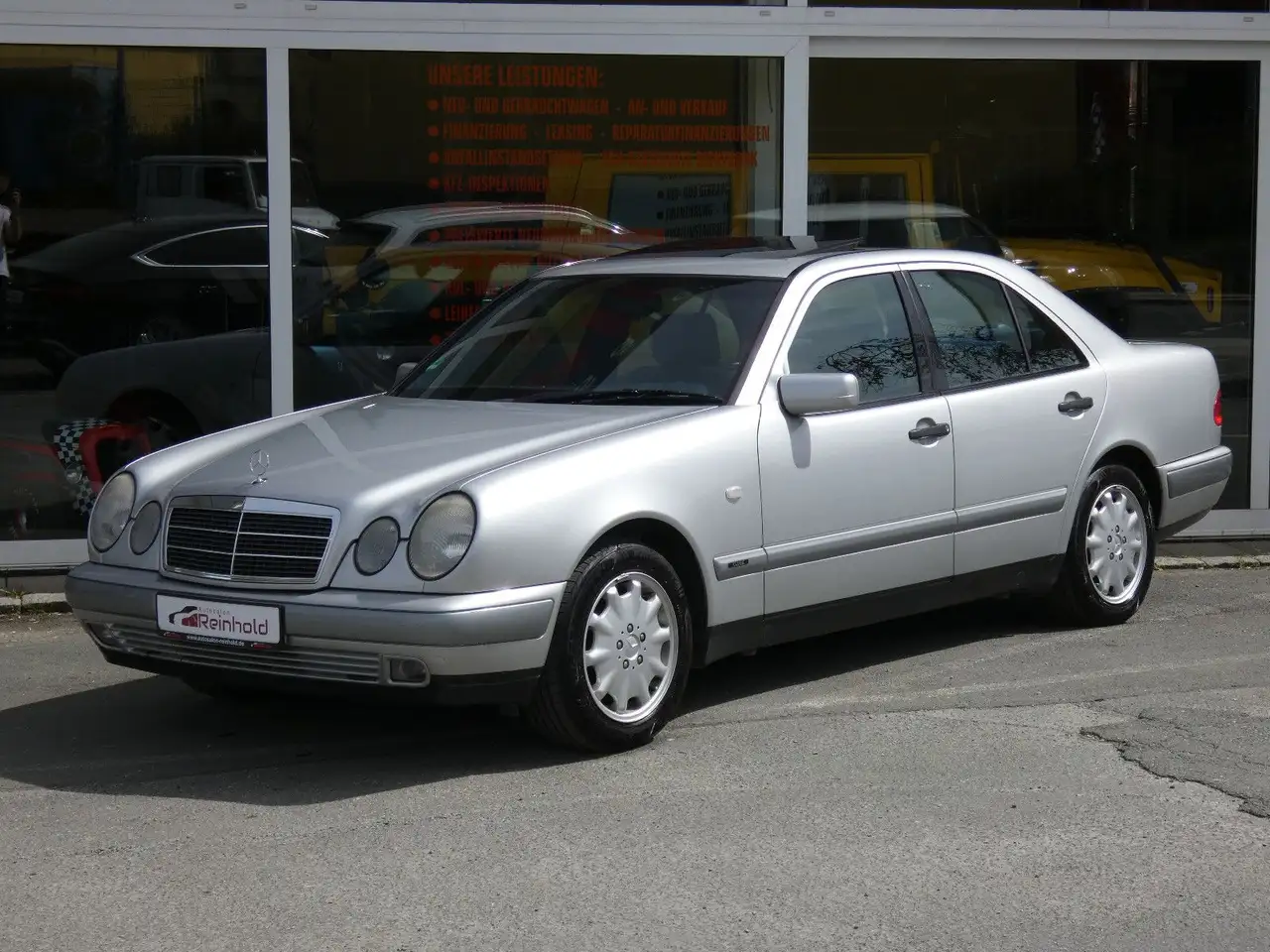 Mercedes-Benz E 280 CLASSIC KLIMA GSD SHZ TEMPOMAT ROSTFREI!, foto 5