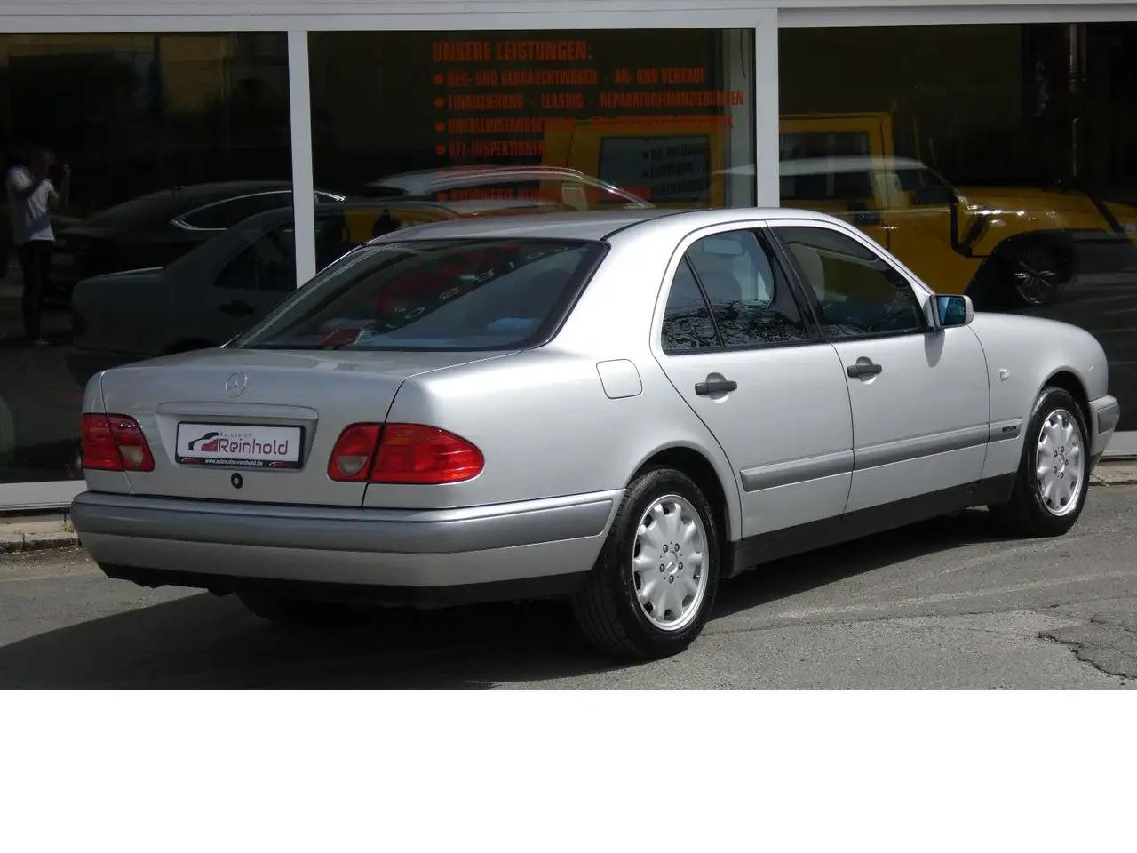 Mercedes-Benz E 280 CLASSIC KLIMA GSD SHZ TEMPOMAT ROSTFREI!, foto 9