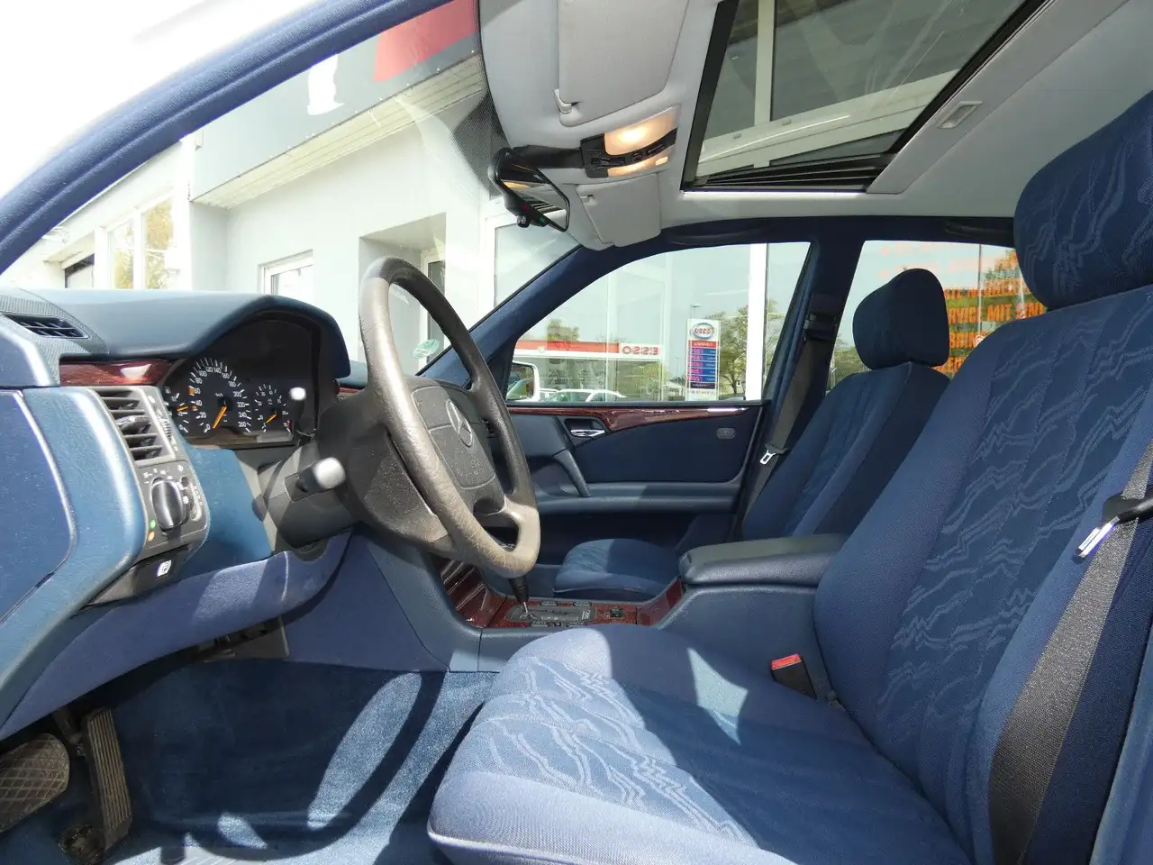 Mercedes-Benz E 280 CLASSIC KLIMA GSD SHZ TEMPOMAT ROSTFREI!, foto 11