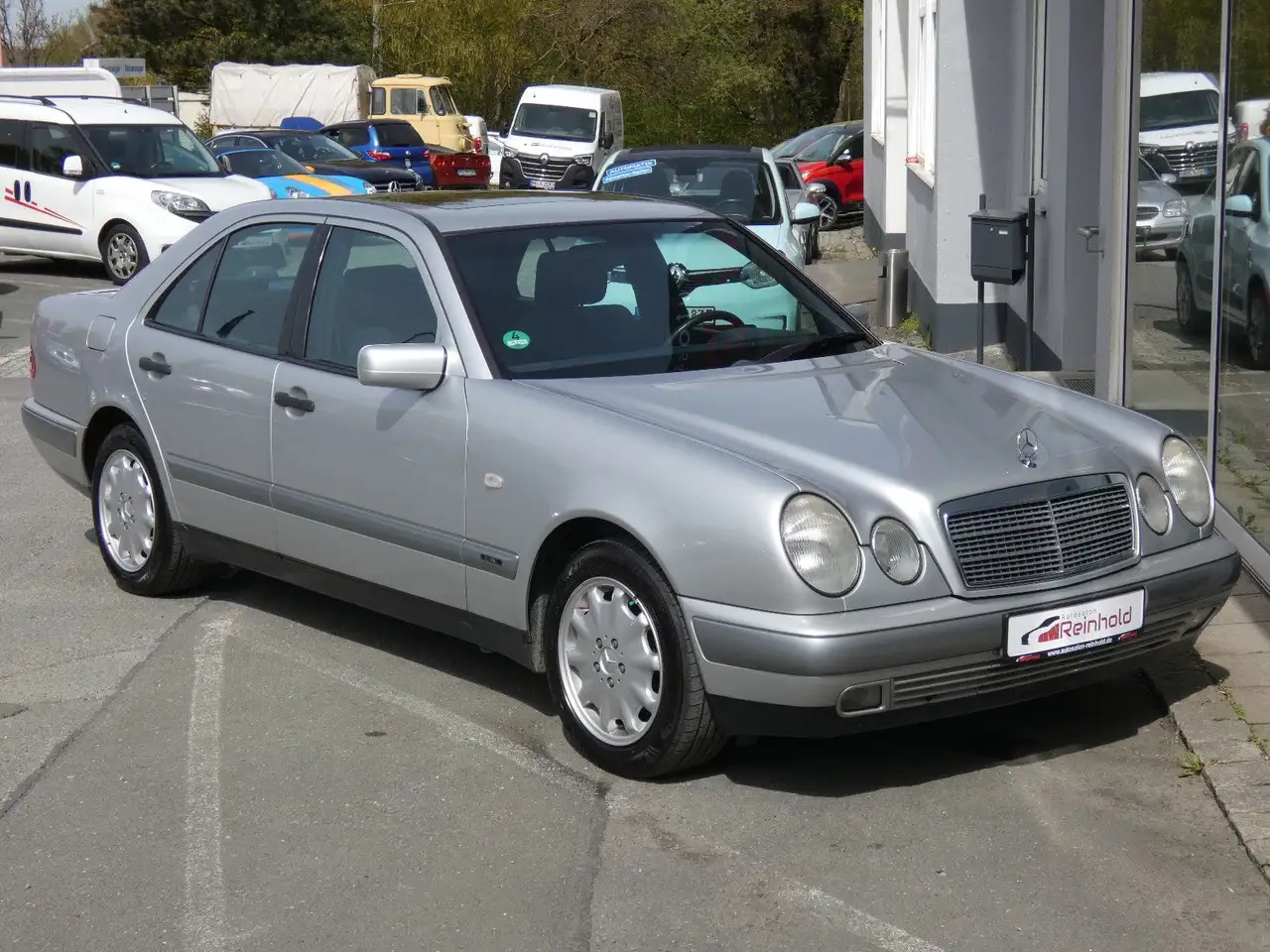 Mercedes-Benz E 280 CLASSIC KLIMA GSD SHZ TEMPOMAT ROSTFREI!, foto 3