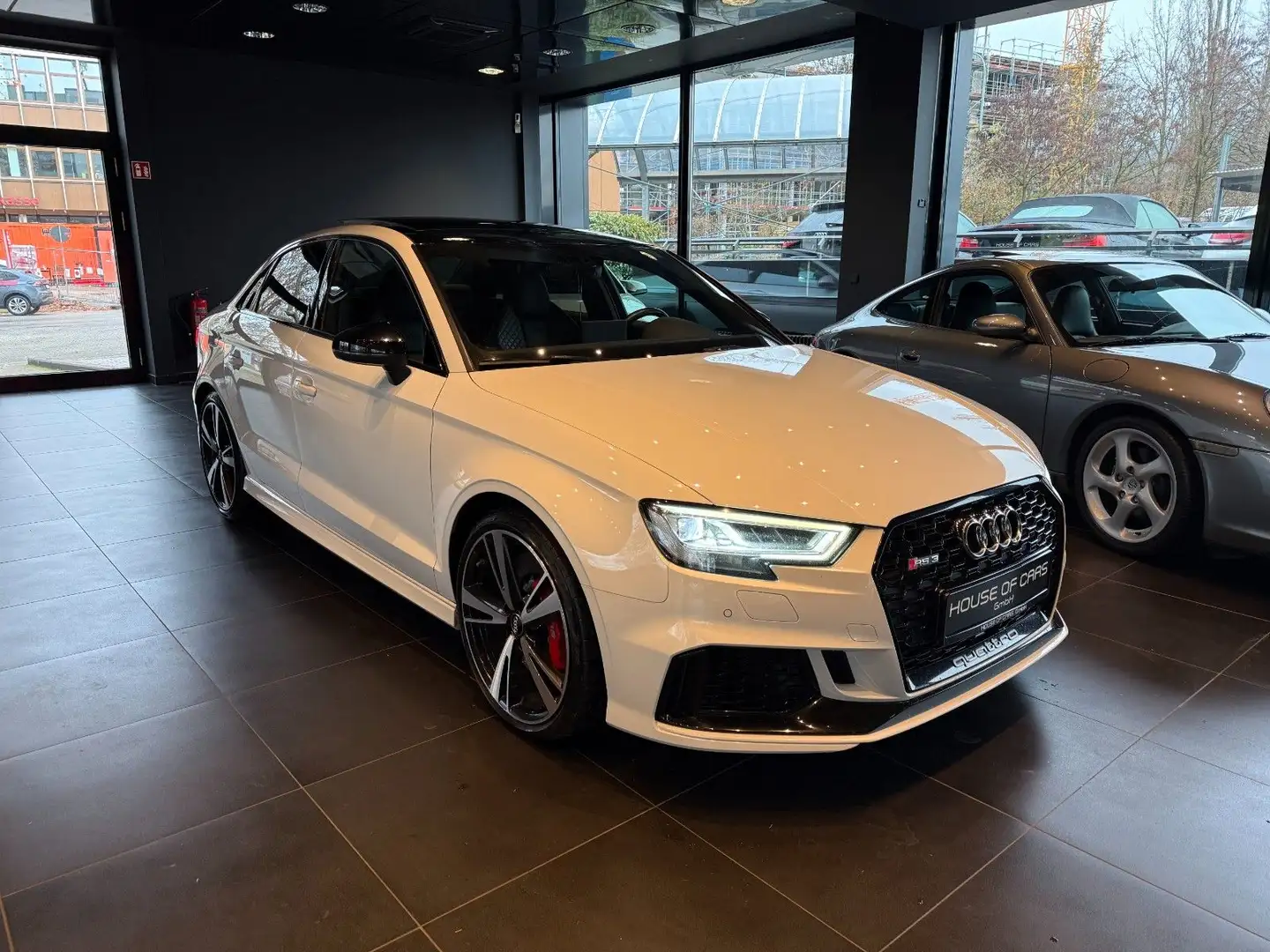 Audi RS3 Lim. 2.5 TFSI quattro*Pano*RS-Sitze*NoOPF Wit - 2